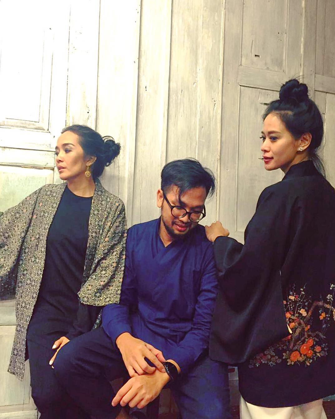 Customer wearing Sumo Vintage